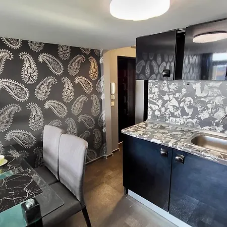 комфорт и стиль - с панорамой города بورغاس