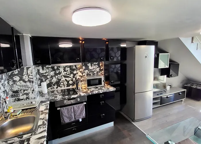 комфорт и стиль - с панорамой города בורגאס