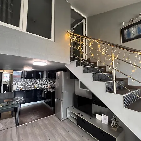 комфорт и стиль - с панорамой города アパート